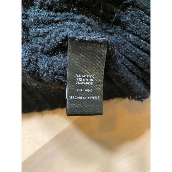 Torrid V-Neck Crotchet Sweater - Picture 4 of 6